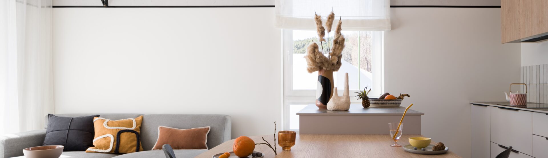 Small,And,Stylish,,Open,Plan,Apartment,With,Kitchen,,Dining,Area